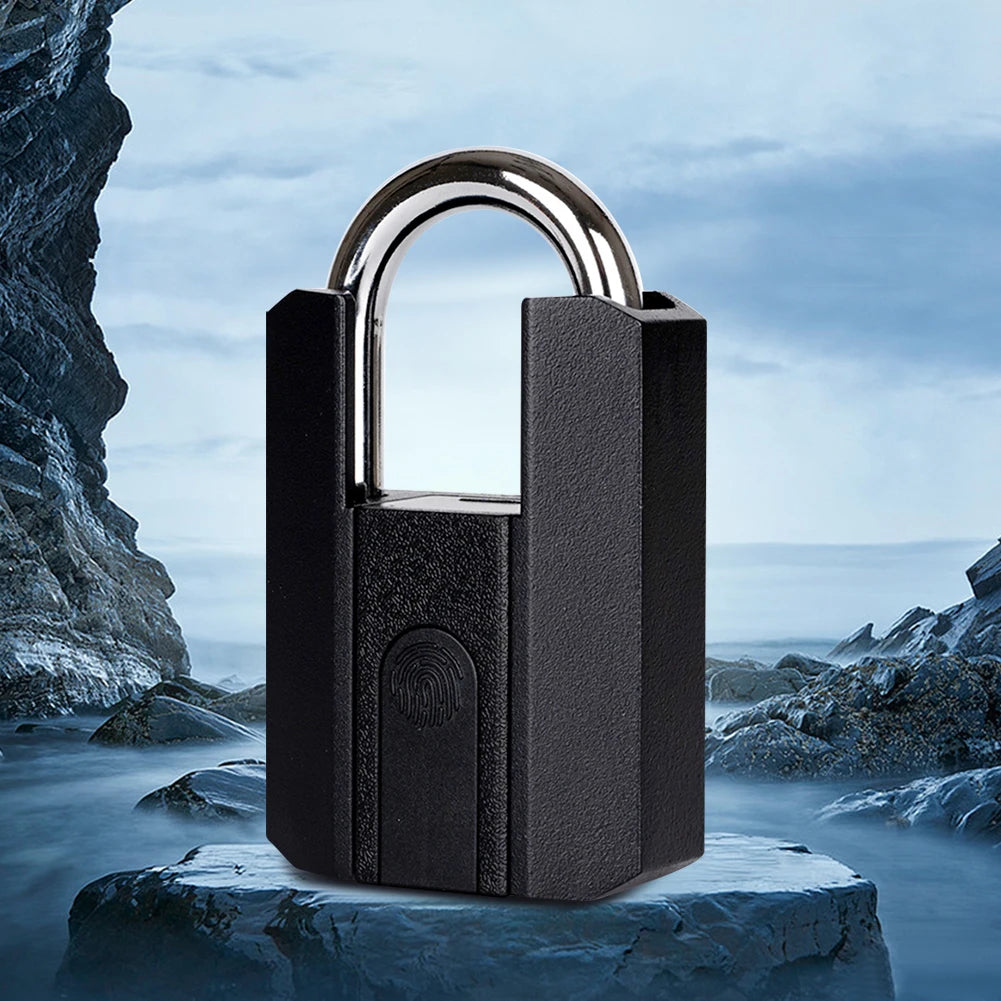 Masterlock Outdoor Fingerprint Padlock